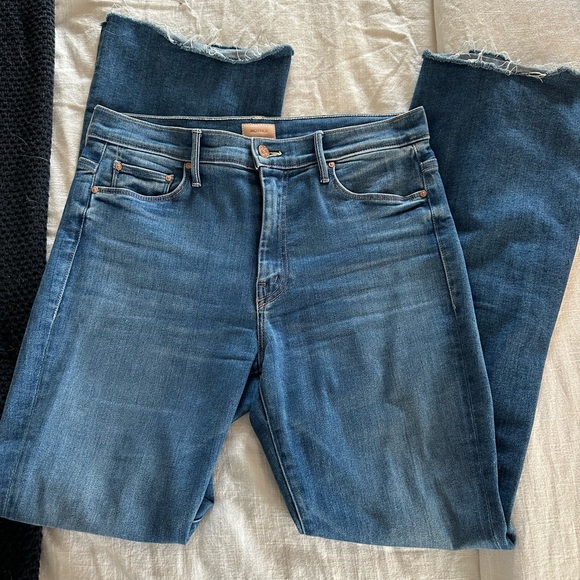 Women's MOTHER The Weekender Fray Size 31 - Picture 2 of 6